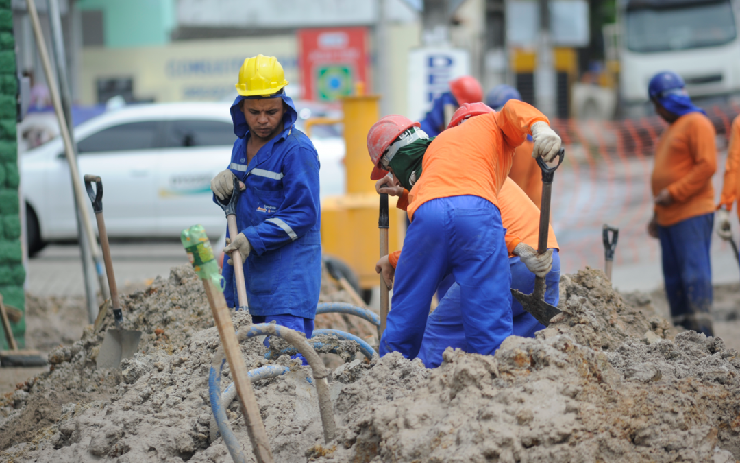 Cagece realiza substituição de 474 metros de tubulação no bairro Varjota