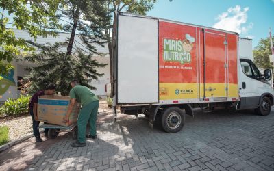 Solidariedade: Cagece entrega 1ª remessa de alimentos arrecadados para o Programa Mais Nutrição
