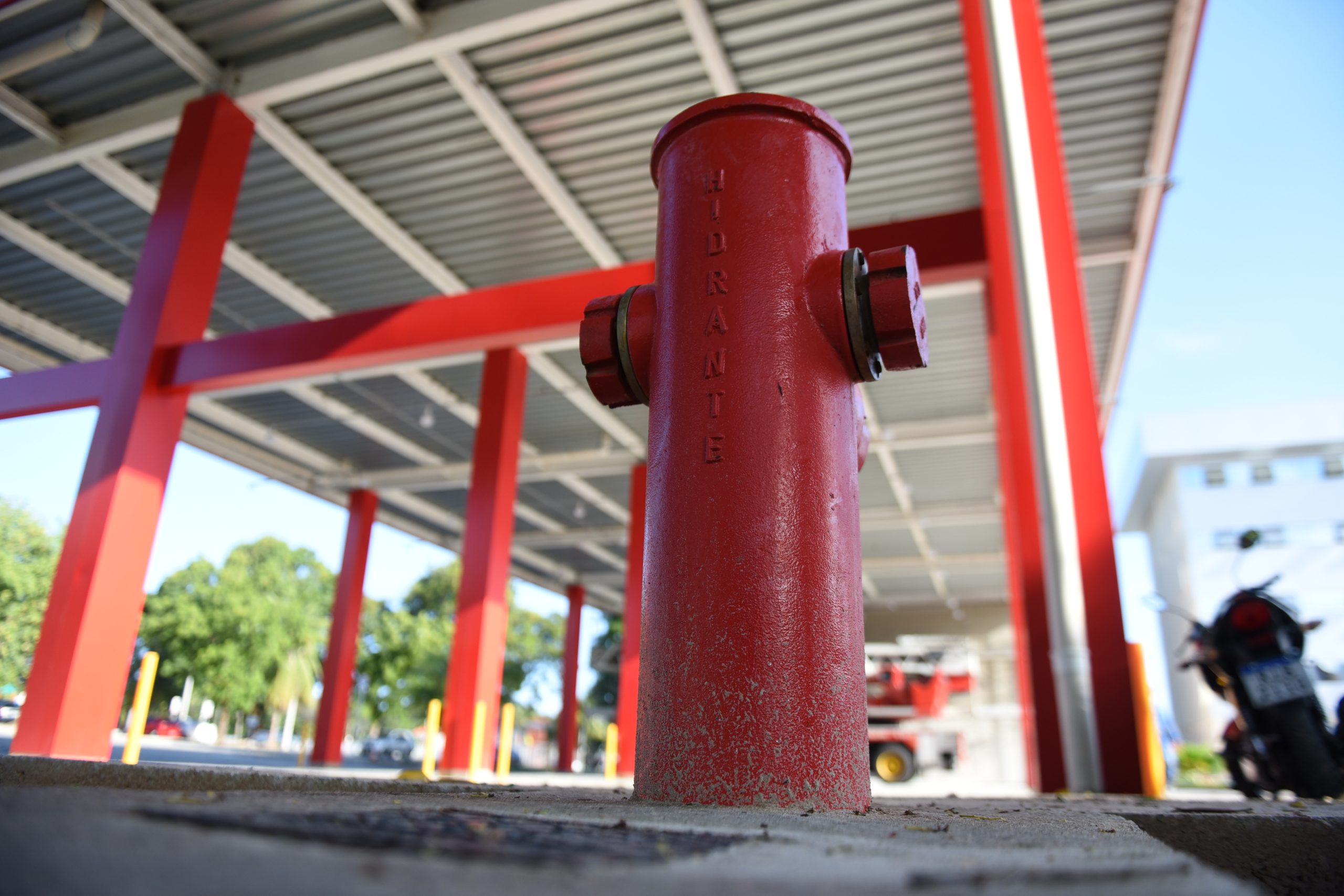 Cagece e Corpo de Bombeiros instalam 86 novos hidrantes em Fortaleza Cagece e Corpo de Bombeiros instalam 86 novos hidrantes em Fortaleza