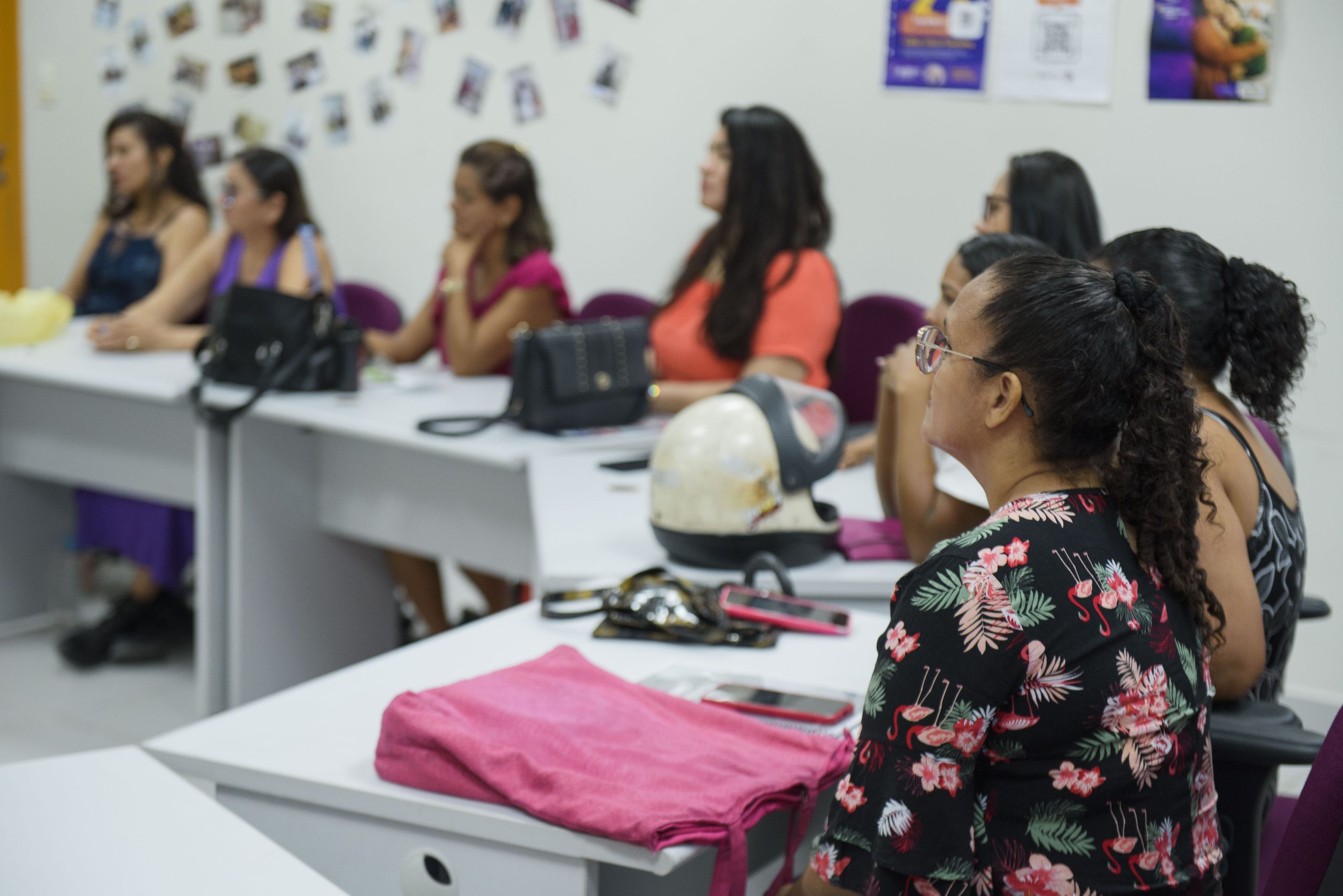Cagece realiza entrega dos certificados do 1º Curso de Bombeiro Hidráulico exclusivo para mulheres