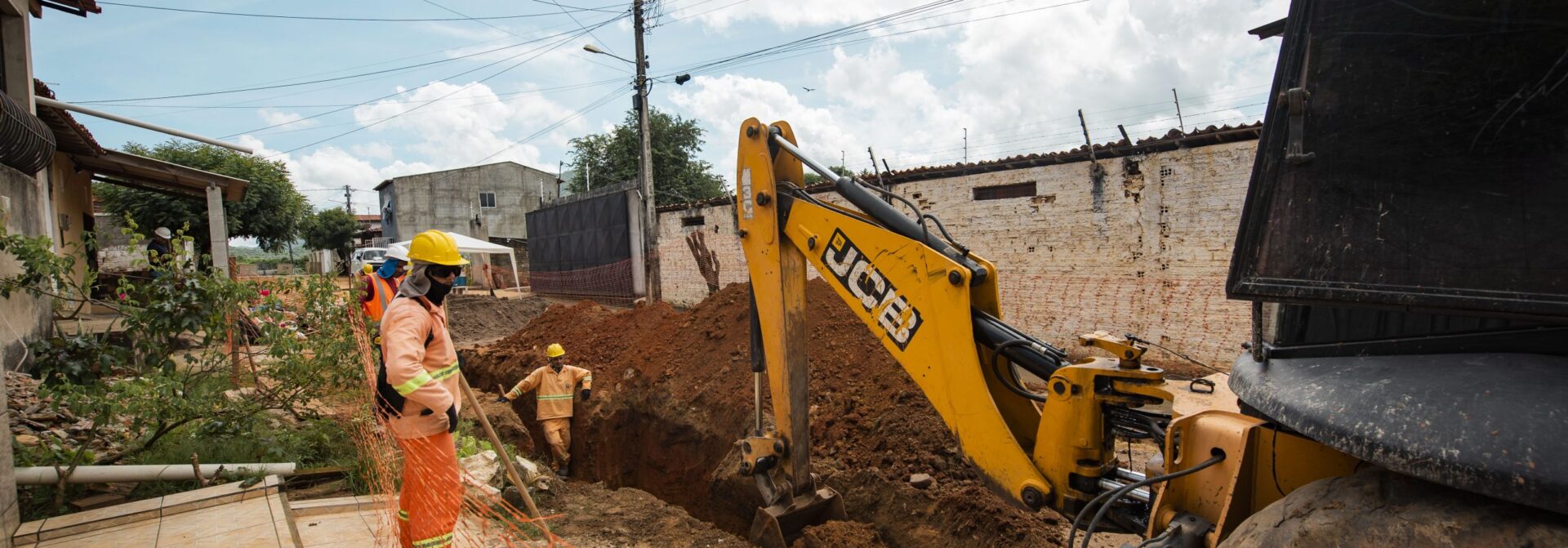 Cagece e prefeitura inauguram primeiro sistema de esgotamento sanitário de Irauçuba