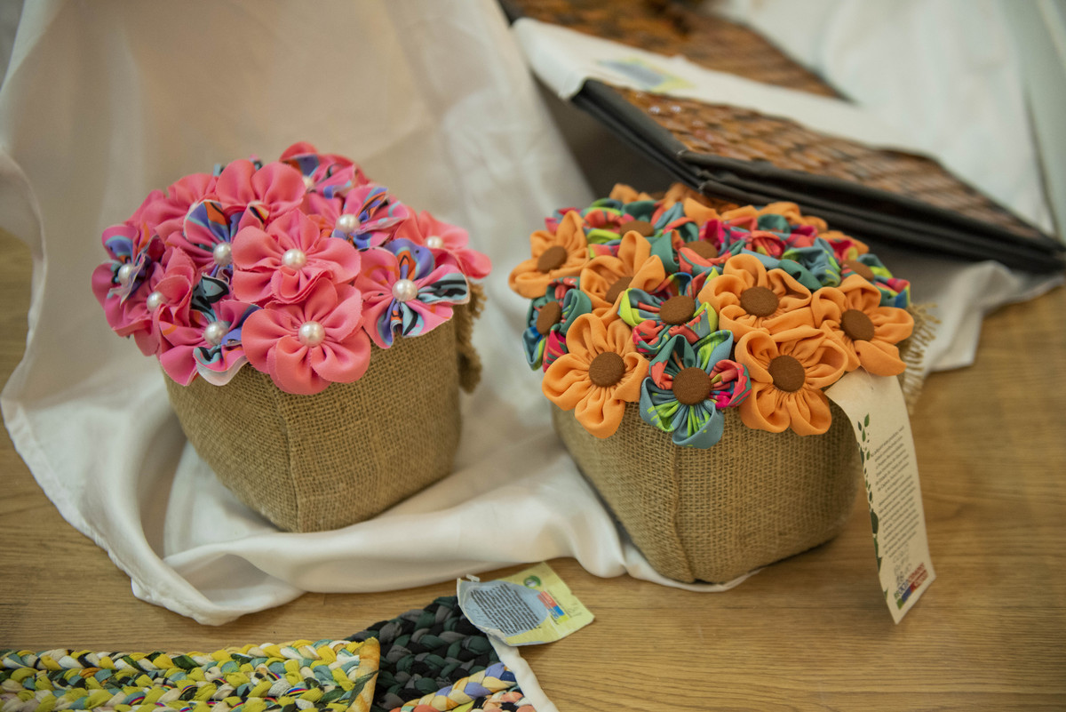 Projeto Reciclocidades ganha espaço para exposição e venda de produtos em shopping de Fortaleza
