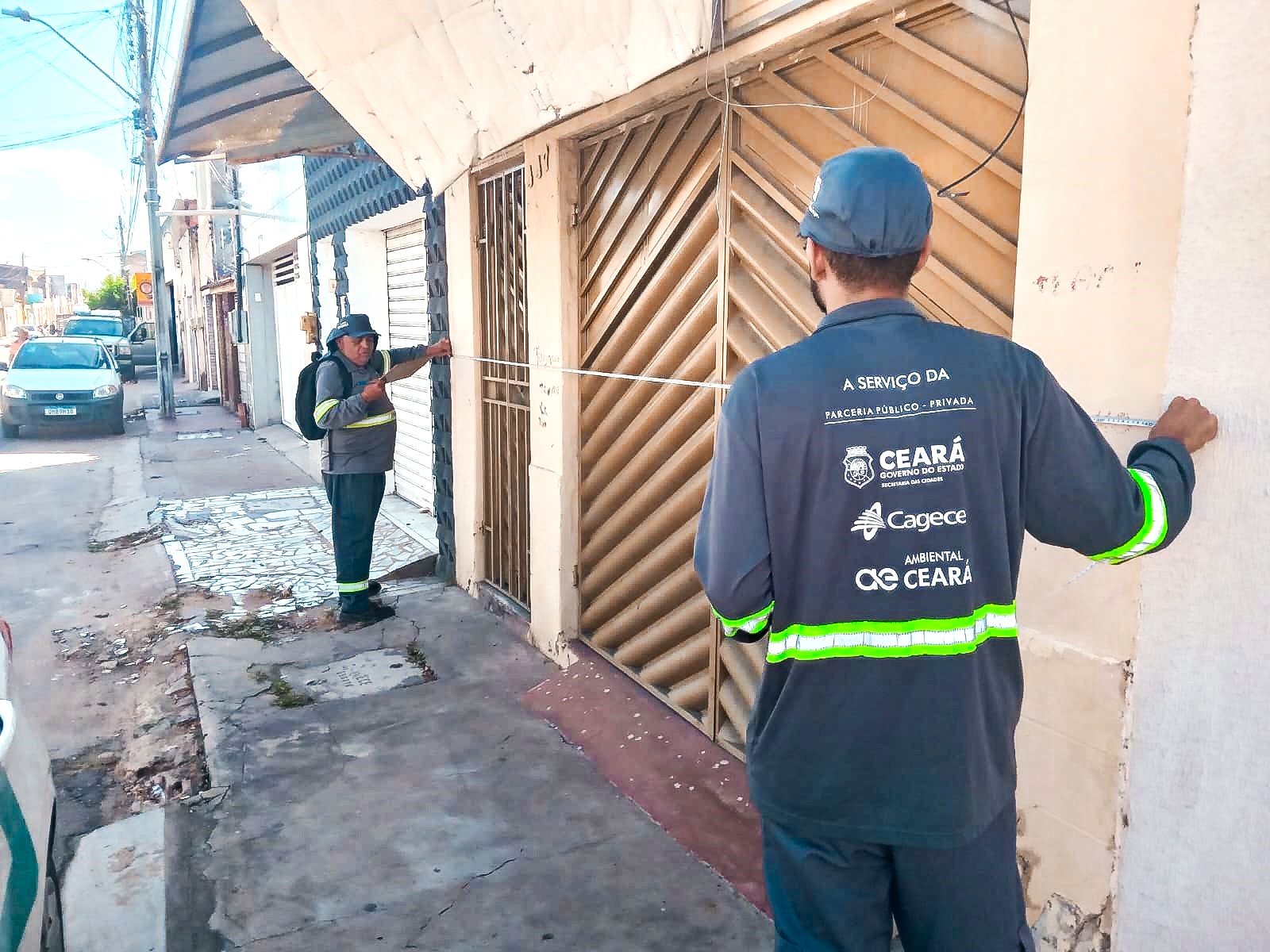 Clientes da Cagece recebem visitas para atualização cadastral na RMF e RMC