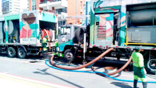Cagece retira mais 430 toneladas de resíduos da rede coletora de Fortaleza