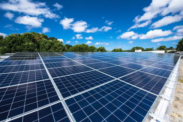 Planta solar gera economia da ordem de R$ 98 mil com energia elétrica