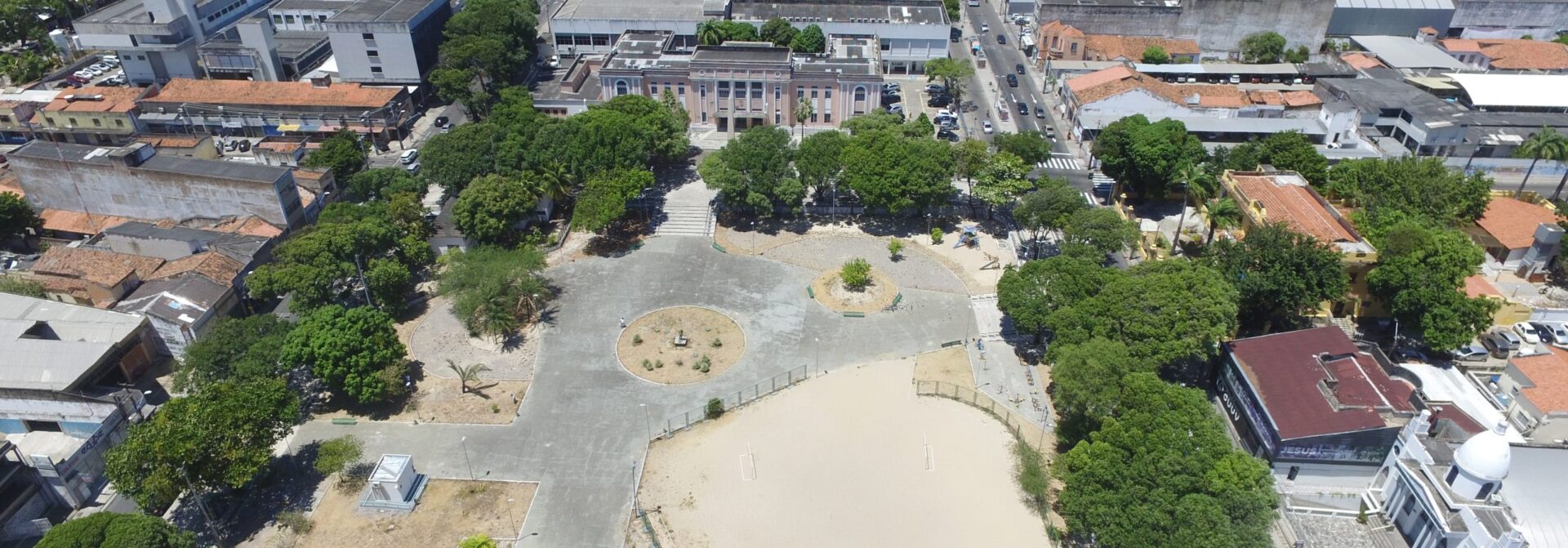 Cagece adota praça da Bandeira e inicia obras de requalificação urbana no local
