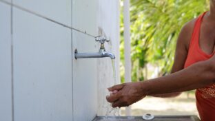 Cagece realiza melhorias operacionais em redes de água de Fortaleza e RMF